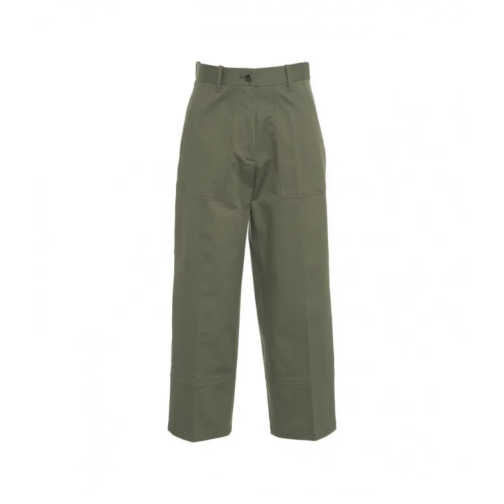 Carpenter chino verde