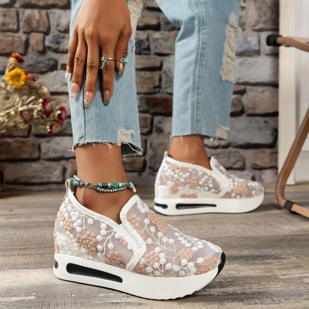 Gigifox Zeppe con plateau Sneakers da donna Sneakers in rete con ricamo floreale per donna Slip On scarpe casual comode con tacc