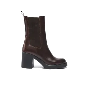 Heeled chelsea boot dark brown