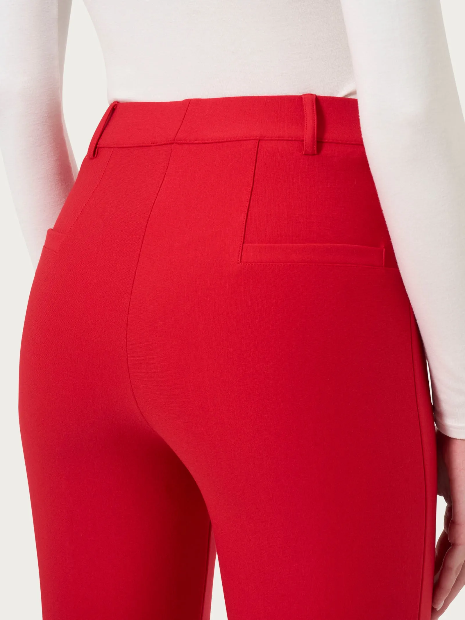 Pantalone flare alla caviglia in Compact - Salsa