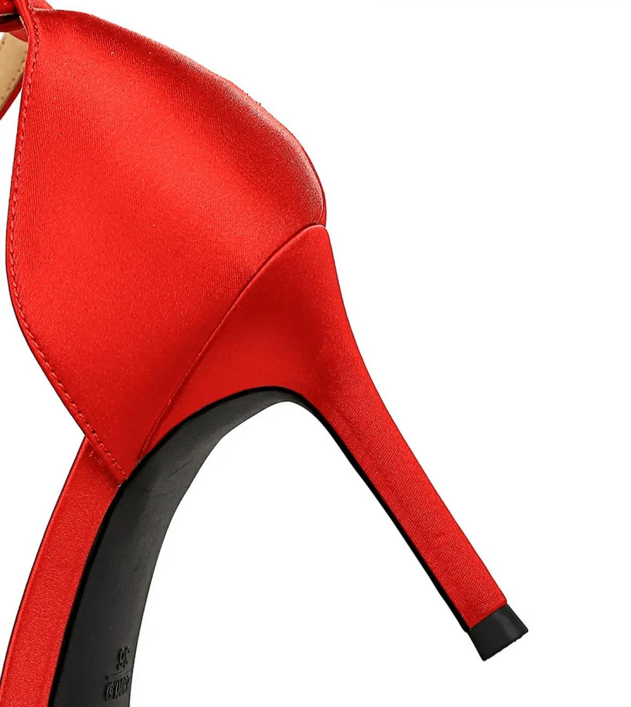 Sandali da donna Punta a punta Eleganti tacchi alti 8 cm Scarpe estive per le donne Sandali con plateau e tacco sottile poco pro