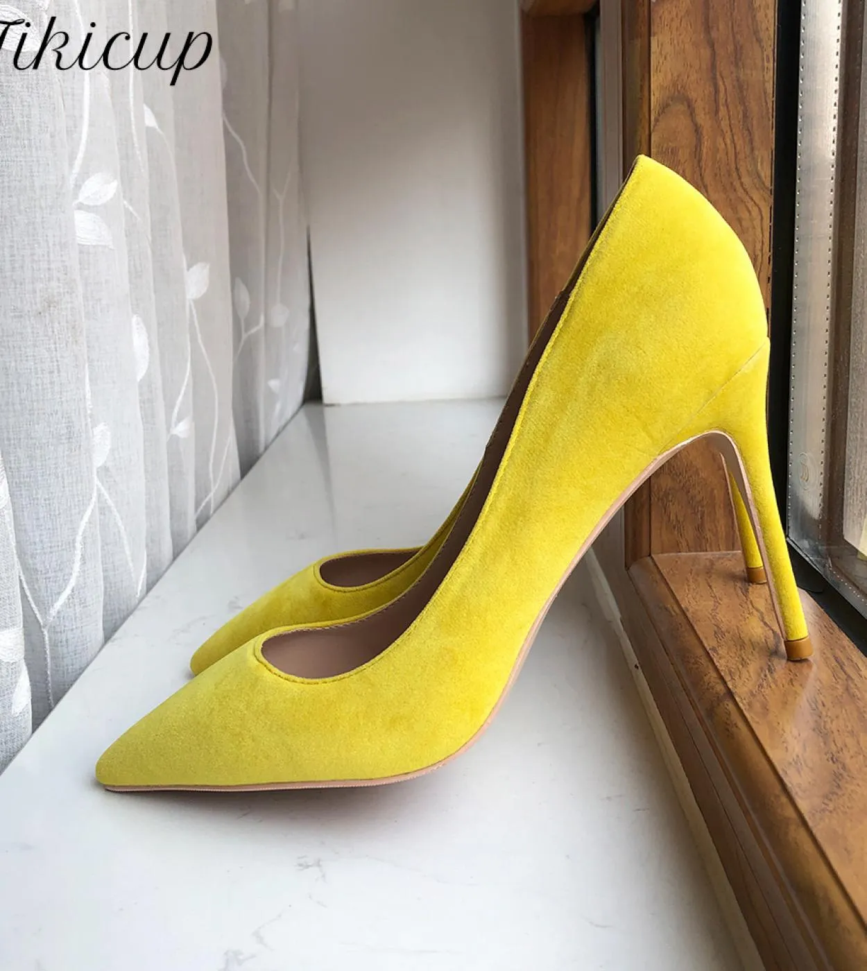 Tikicup Women Solid Yellow Flock Punta a punta Tacchi a spillo Tacchi alti Chic Ladies Fashion Pumps Slip On Wedding Party Dress